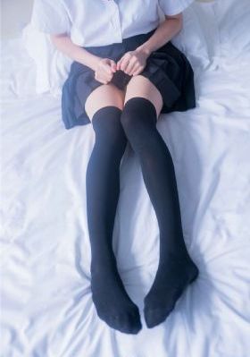 天天色成人-迅雷成人在线观看免费