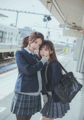 日韩亚亚洲一区二区师生制服-神马无删减在线播放